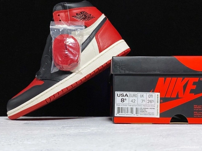 Jordan OG 555088-610 Retro 1 Bred Toe High Air 0724